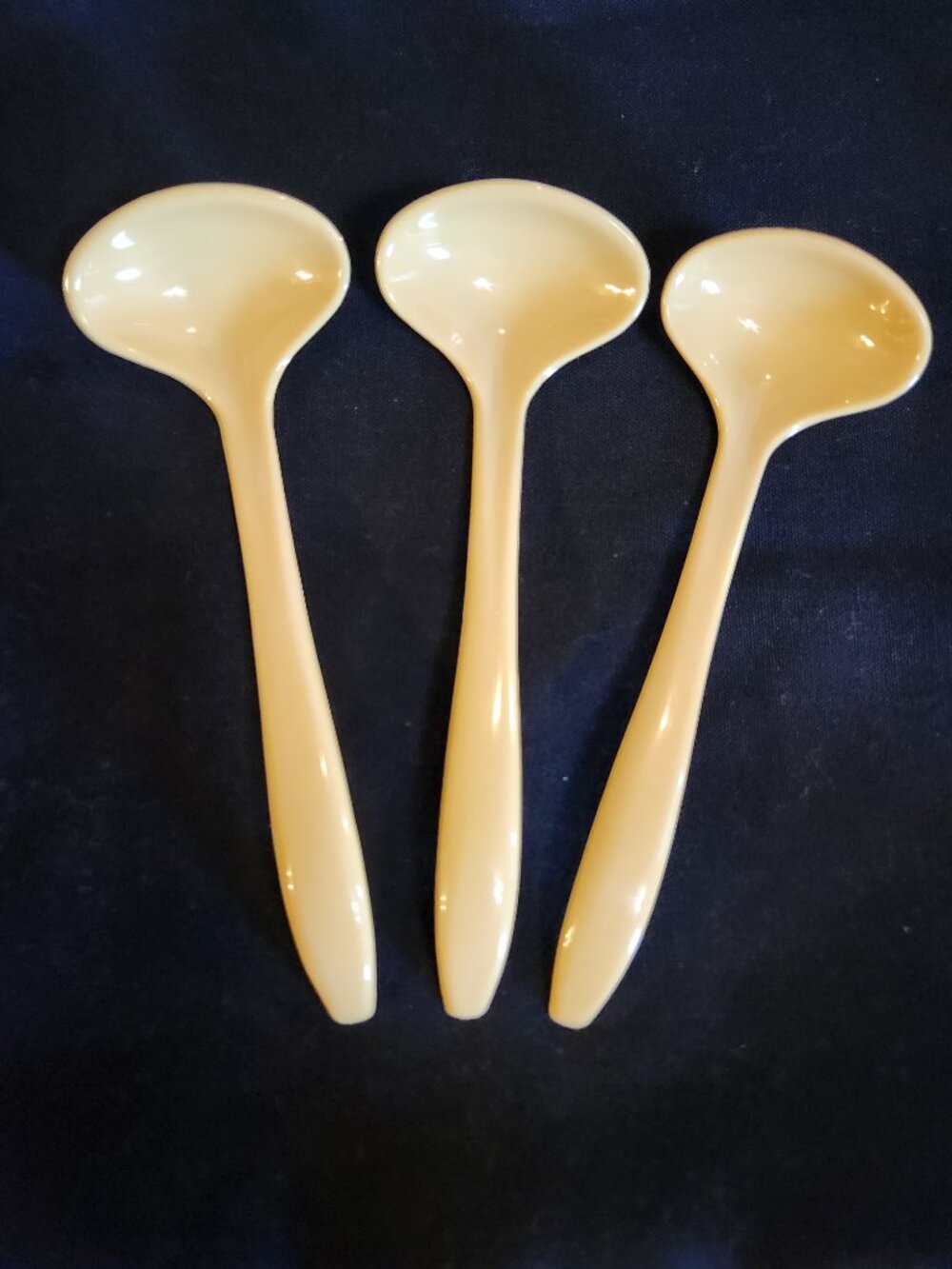 Vintage Tupperware 872-11 Mustard Yellow Ladle Spoons Set of 3 USA